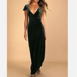 Feeling Flawless Emerald Green Velvet V-Neck Maxi Dress
